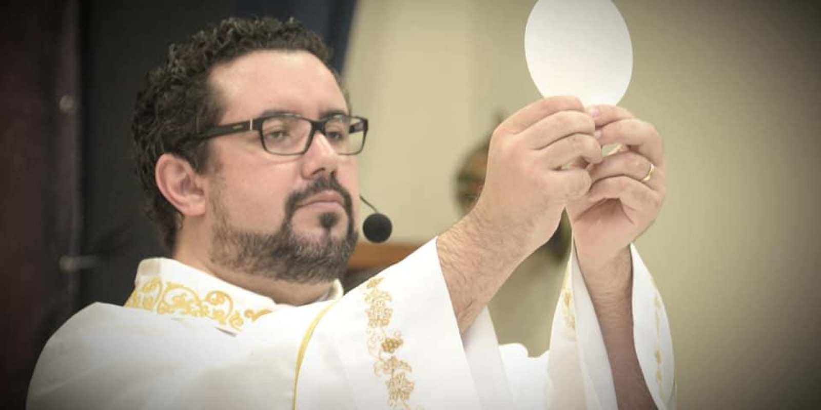 PADRE BETO TEM ALTA HOSPITALAR