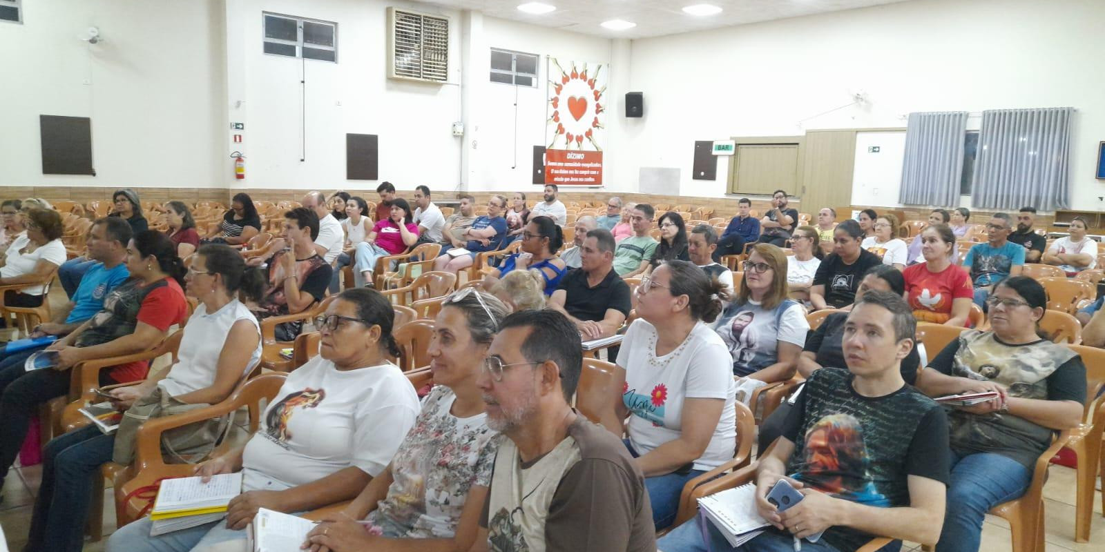 MECEs RECEBEM FORMAÇÃO PARA CELEBRAÇÕES MISSIONÁRIAS