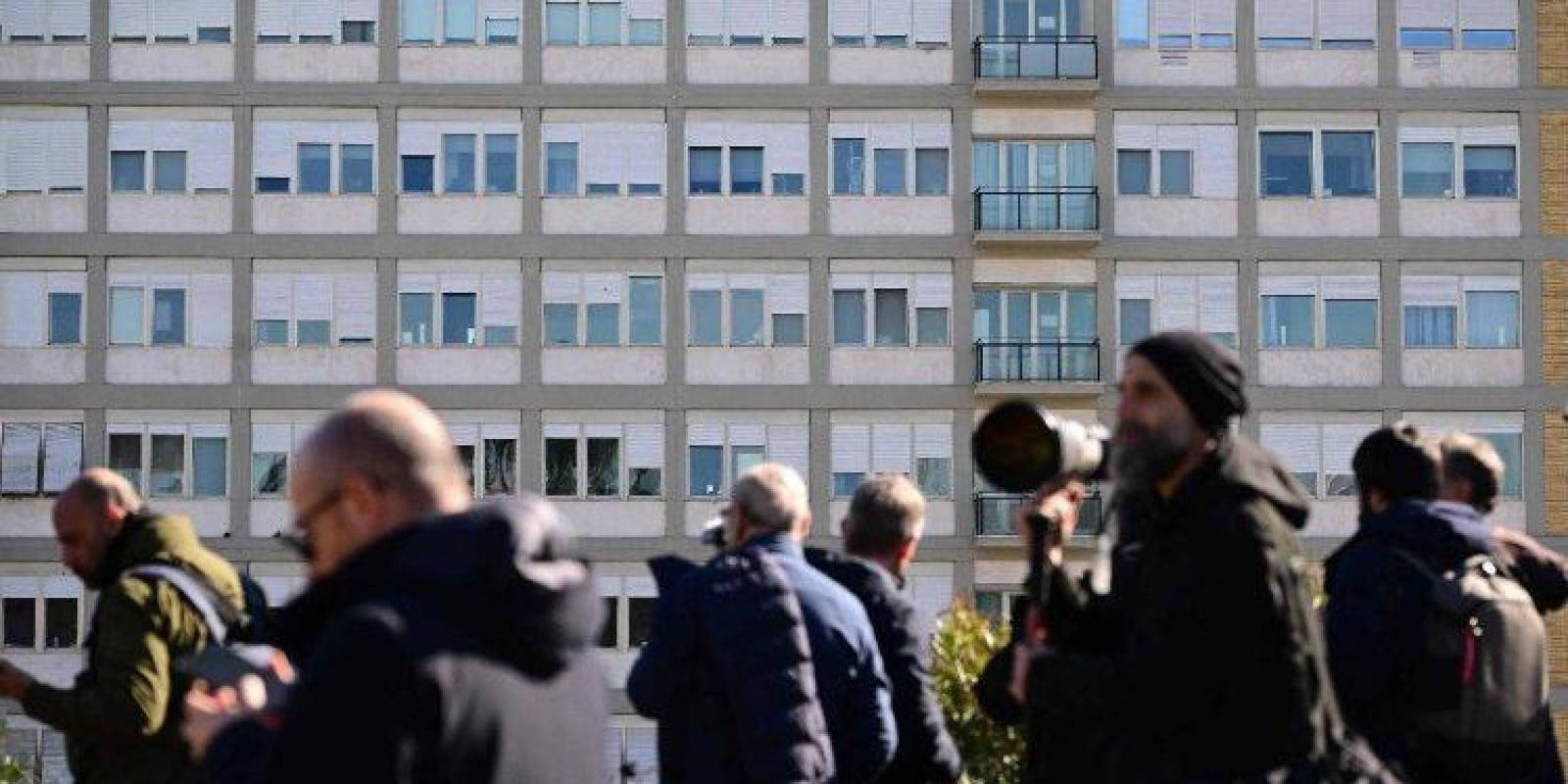 PAPA FRANCISCO TEVE NOITE TRANQUILA