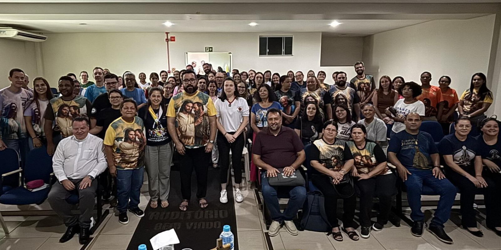 LIDERANÇAS EM FORMAÇÃO MISSIONÁRIA