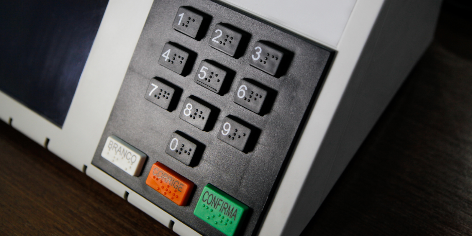 BISPOS DO BRASIL EM DEFESA DA LEI DA FICHA LIMPA BISPOS DO BRASIL EM DEFESA DA LEI DA FICHA LIMPA