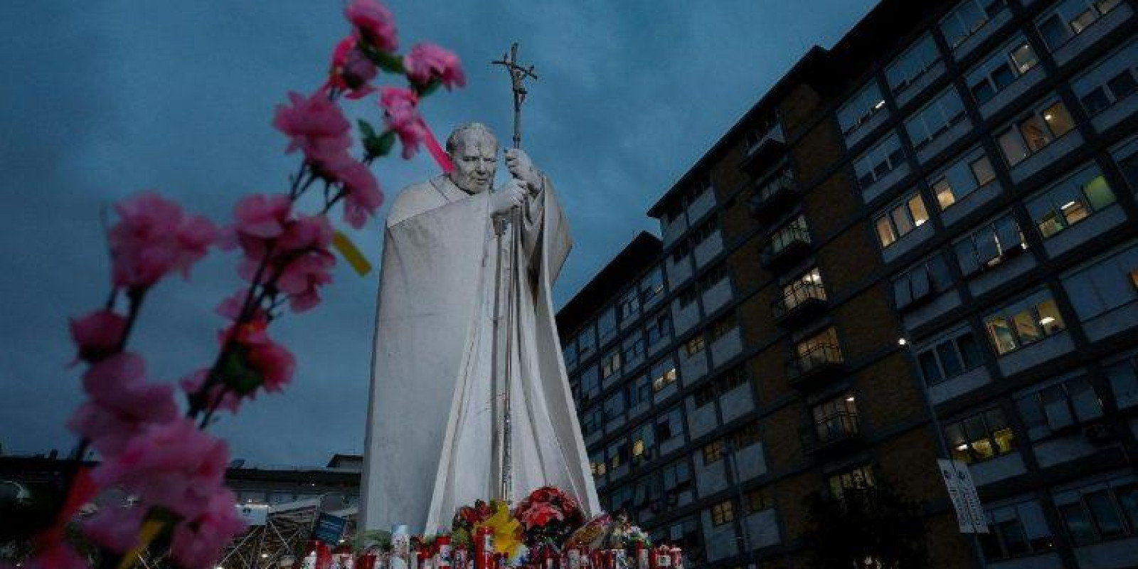 PAPA TEM MELHORA LENTA E GRADUAL PAPA TEM MELHORA LENTA E GRADUAL