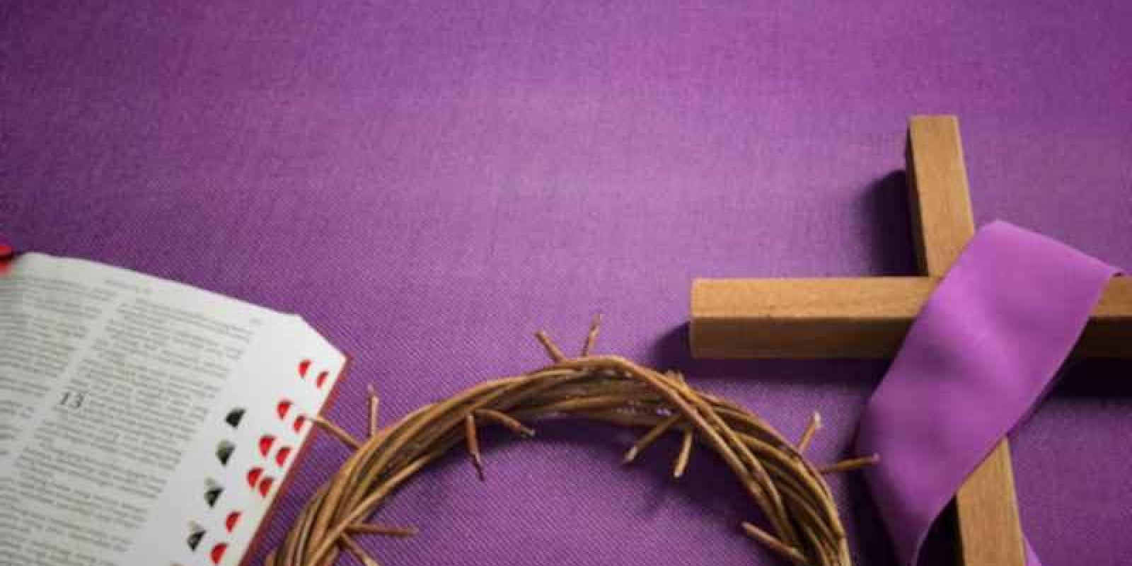 ATIVIDADES PAROQUIAIS RUMO À PÁSCOA DO SENHOR ATIVIDADES PAROQUIAIS RUMO À PÁSCOA DO SENHOR