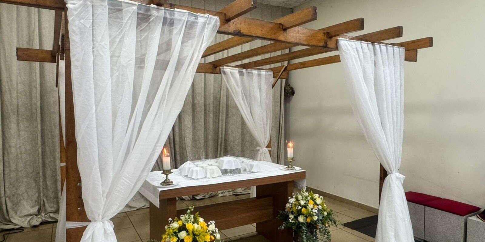 17 HORAS NO CALVÁRIO COM JESUS 17 HORAS NO CALVÁRIO COM JESUS