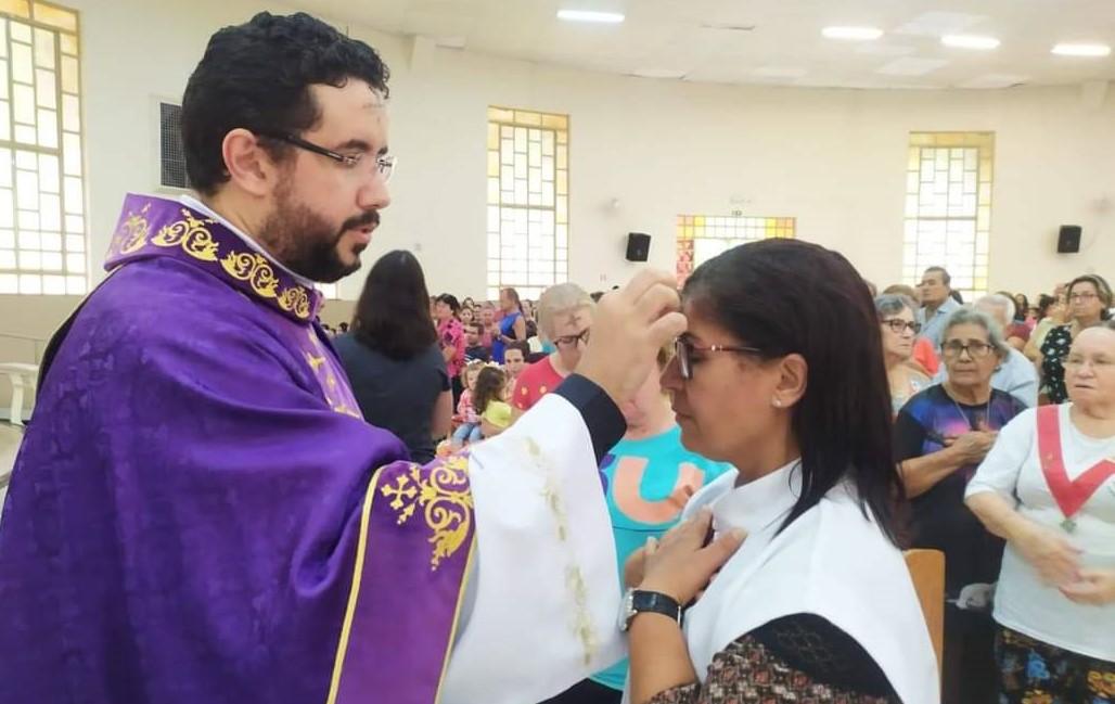 Horários das celebrações da Quarta-feira de Cinzas na matriz e nas capelas