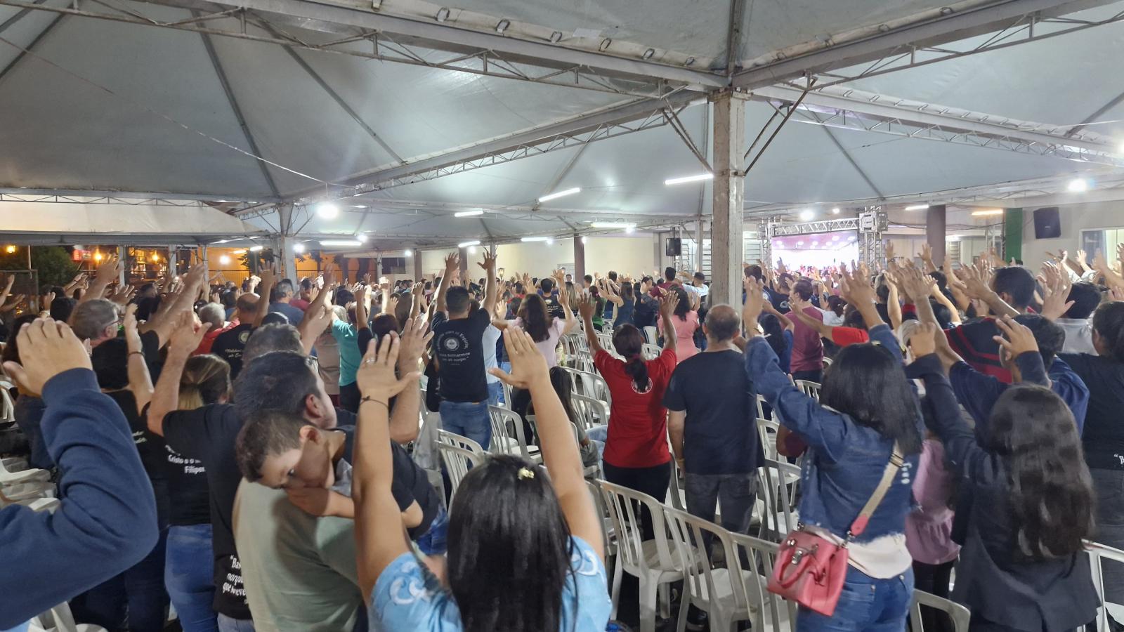MAIS DE 4 MIL FIÉIS PARTICIPARAM DO PRIMEIRO DIA DO CERCO DE JERICÓ 2024