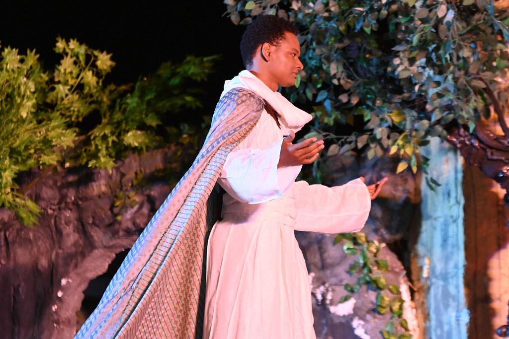PAIXÃO DE CRISTO DE MARINGÁ TEM JOVEM DA PARÓQUIA NO ELENCO