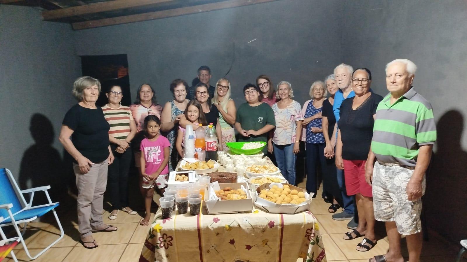 JESUS EUCARÍSTICO QUER VISITAR A SUA CASA E ABENÇOAR SUA FAMÍLIA JESUS EUCARÍSTICO QUER VISITAR A SUA CASA E ABENÇOAR SUA FAMÍLIA