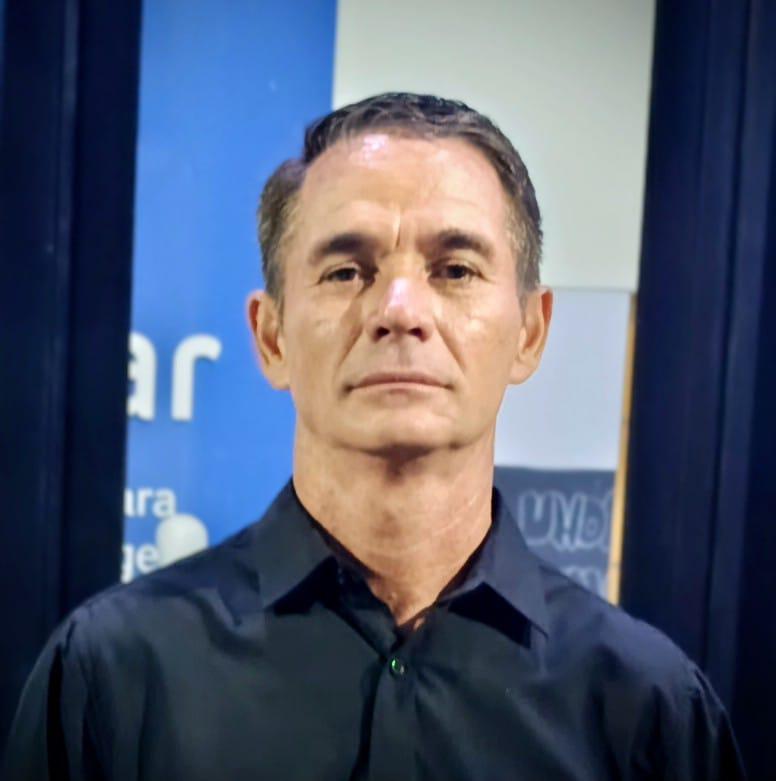 PARÓQUIA ENVIA OITO ASPIRANTES PARA ESCOLA DIACONAL