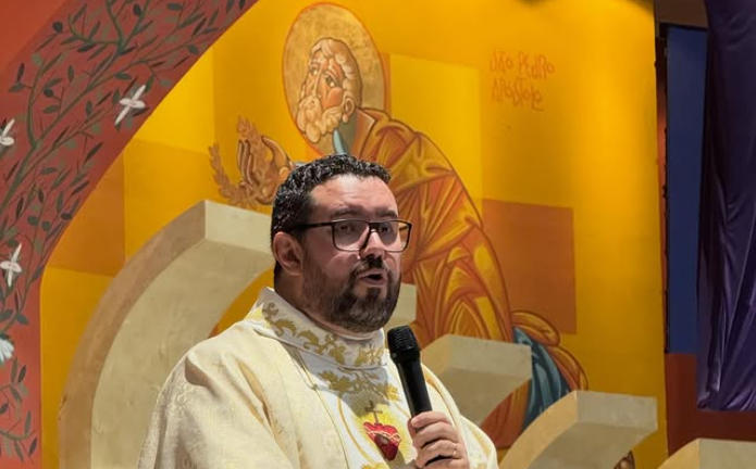 PE. BETO VIEIRA ENVIA MENSAGEM PASCAL À COMUNIDADE